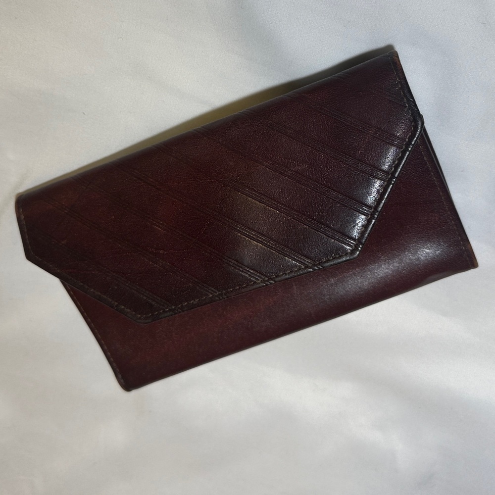 Chic Dark Brown Cowhide Wallet